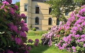 Chateau Les Tourelles